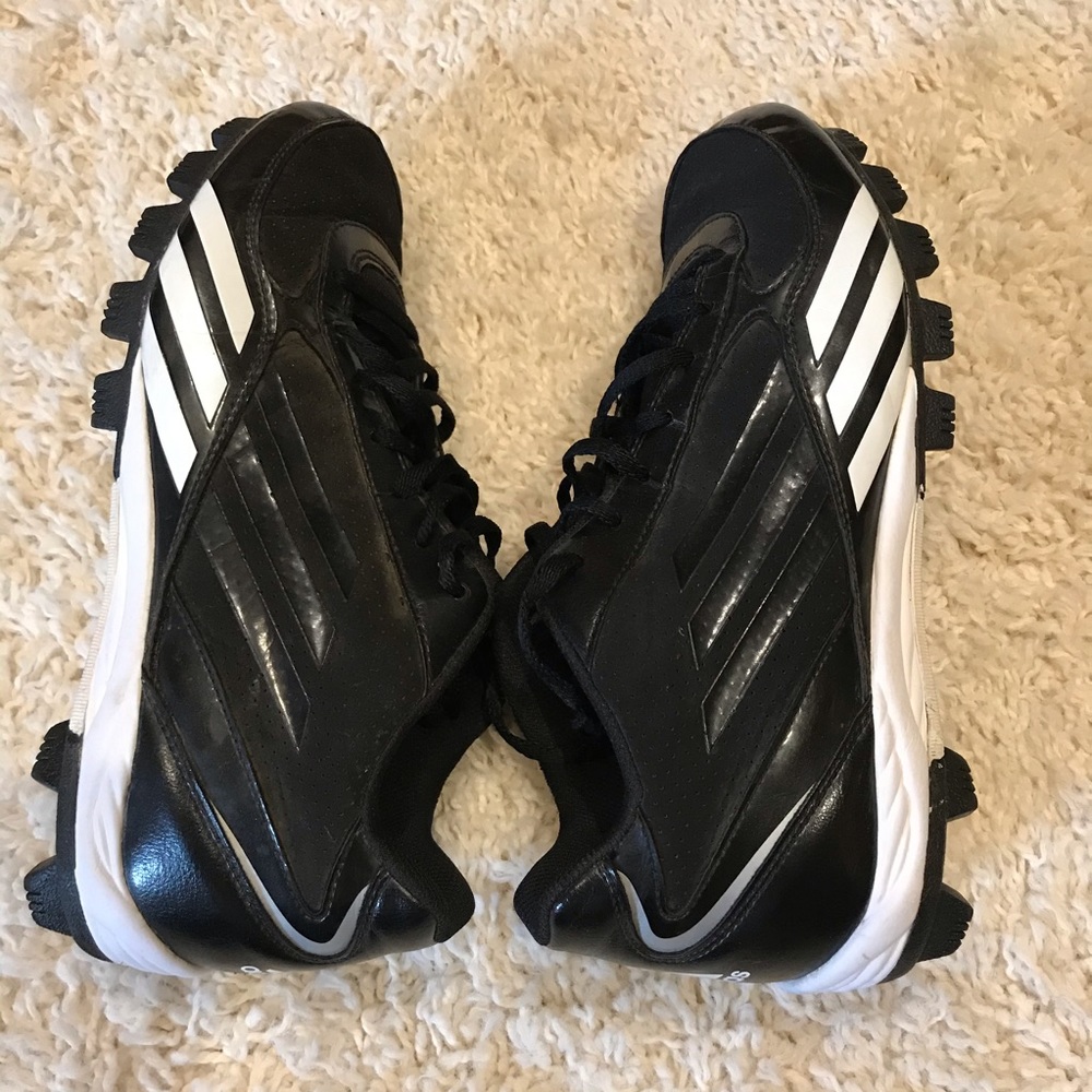 Adidas cleats great condition M7